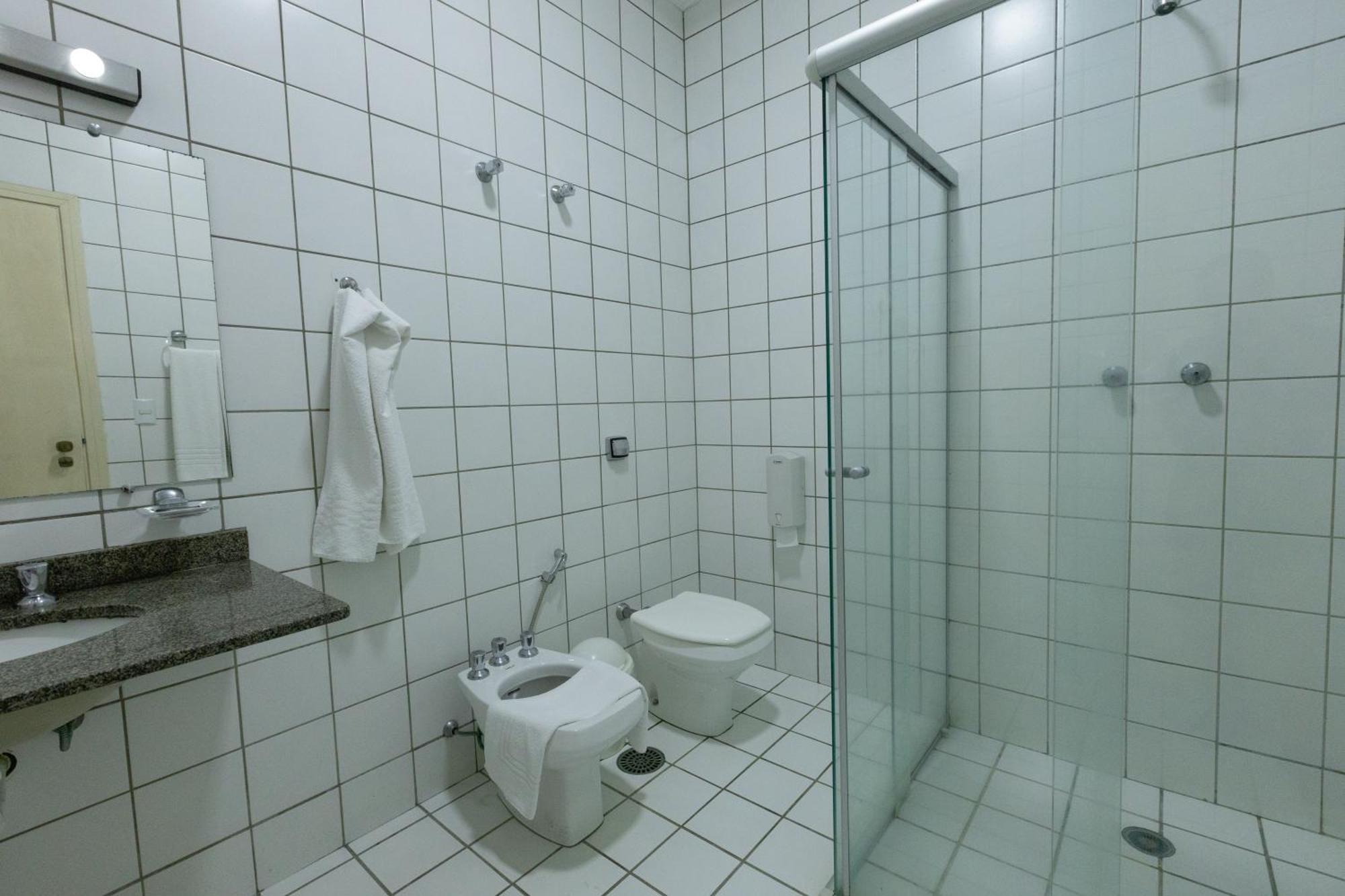 Hotel Villa Di Rimini Ubatuba Oda fotoğraf